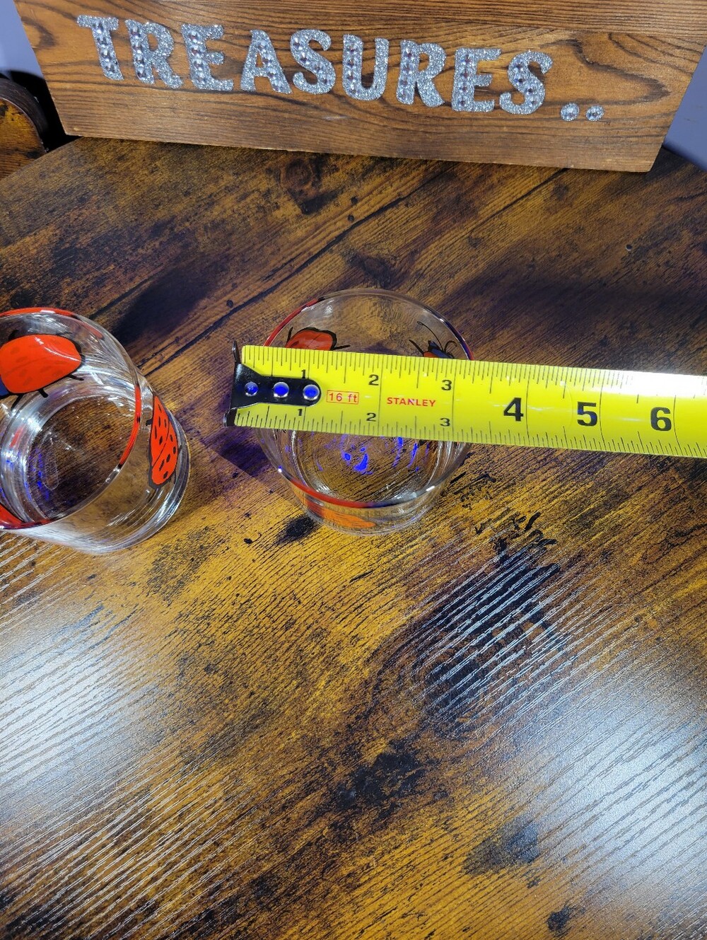 Clear Glass Tumbler lot of 2 with Red Ladybug Design - Picture 7 of 11